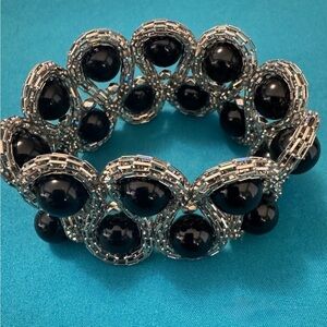 *5 for $20; Elegant Black and Silver Bracelet